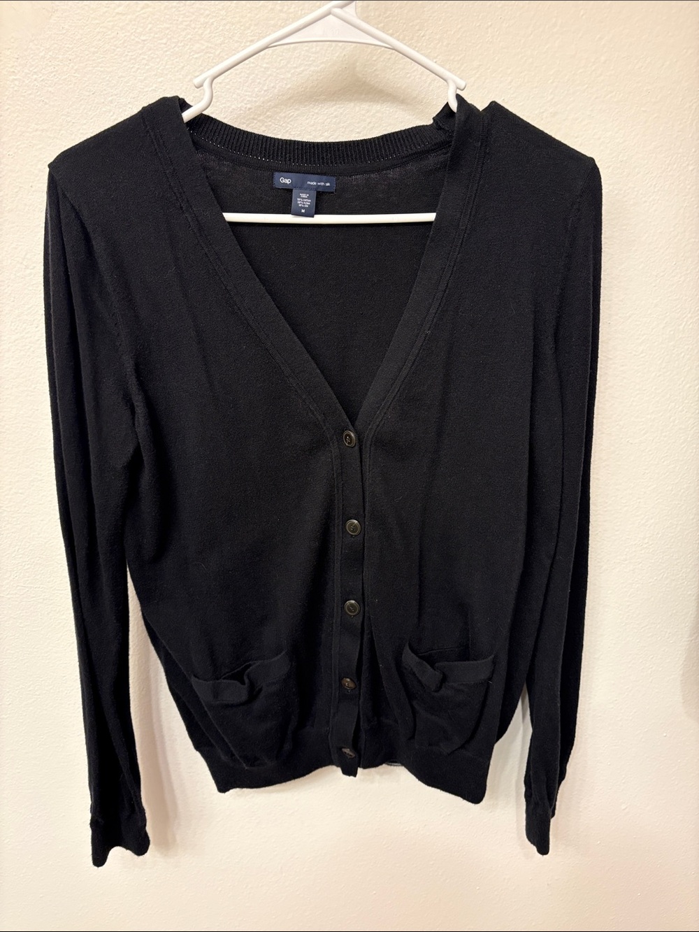 GAP Black V-Neck Button Front Cardigan Sweater